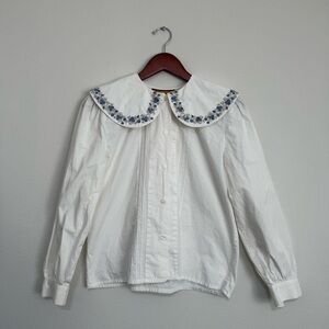 Vintage Embroidered White Blouse with Floral Collar
